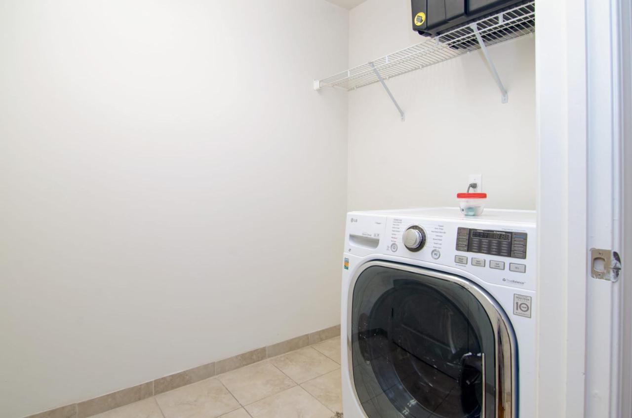 Abode Memphis - Downtown Madison Ave Apartment ภายนอก รูปภาพ