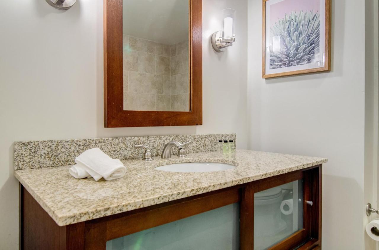 Abode Memphis - Downtown Madison Ave Apartment ภายนอก รูปภาพ