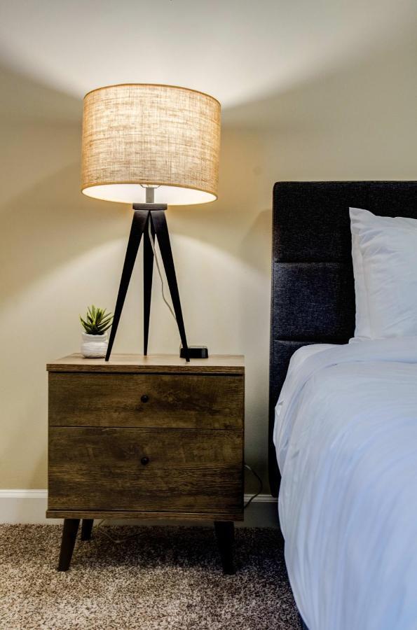 Abode Memphis - Downtown Madison Ave Apartment ภายนอก รูปภาพ